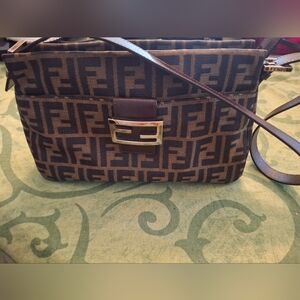 Fendi Black and Tan Shoulder Bag